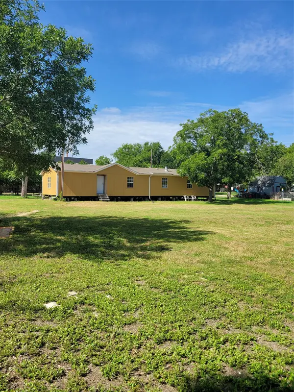 175 Sandoval ST, Buda, TX 78610