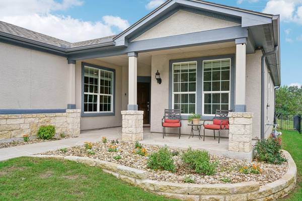 207 Trinity LN, Georgetown, TX 78633