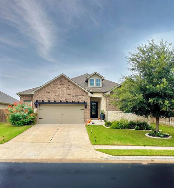 272 Rimrock CT, Bastrop, TX 78602