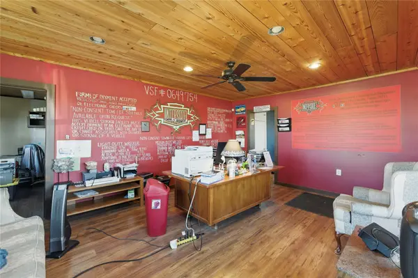 2007 Interstate 35 S, New Braunfels, TX 78130