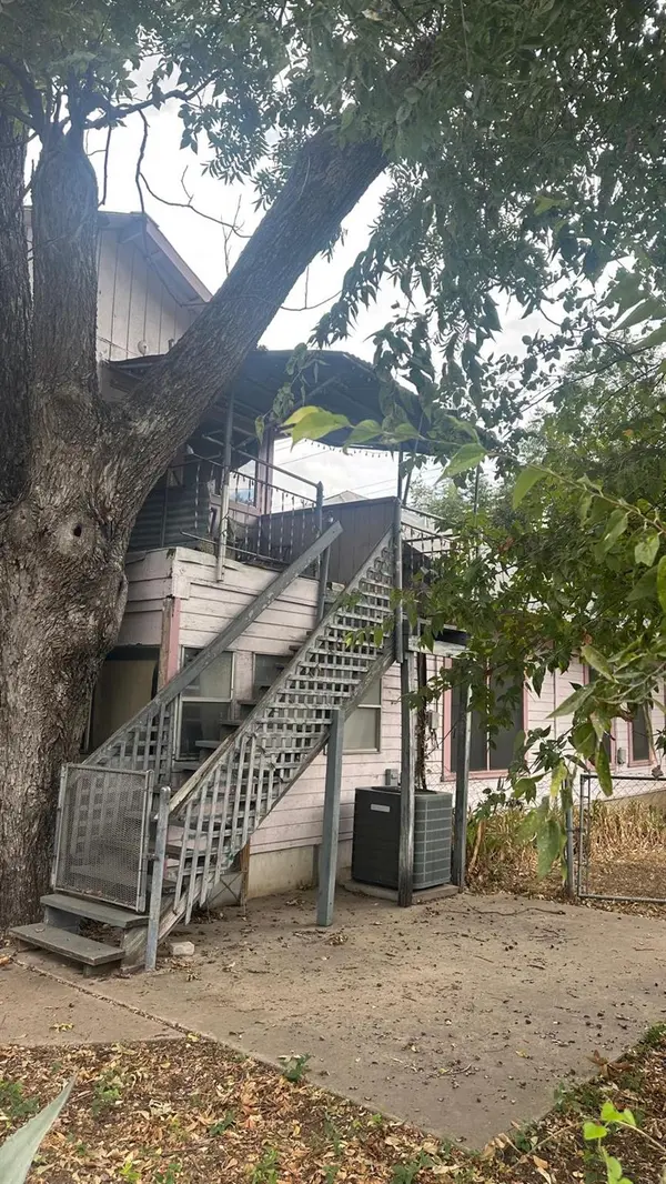 40 Waller ST, Austin, TX 78702