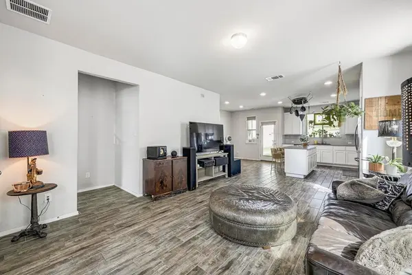 141 Fabion ST, Kyle, TX 78640
