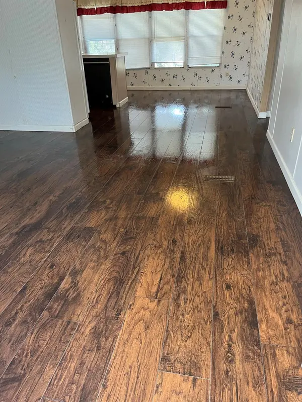 732 Hidden Oaks DR, Elgin, TX 78621
