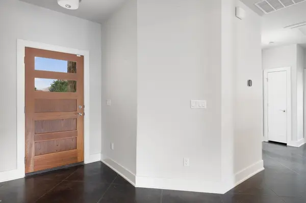 10006 George Hill DR, Dripping Springs, TX 78620