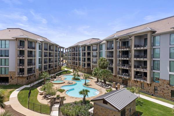 98 Island DR #31, Horseshoe Bay, TX 78657