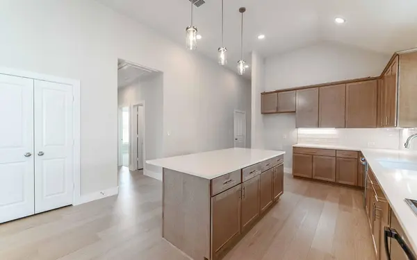 129 Elderberry DR, Salado, TX 76571
