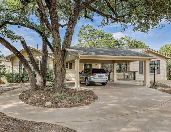 426 Summit Ridge DR N, Point Venture, TX 78645