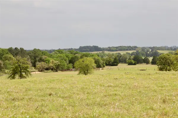 000 Edmonson, Mcdade, TX 78650