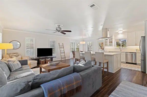 308 Cedar Hurst LN, Austin, TX 78734