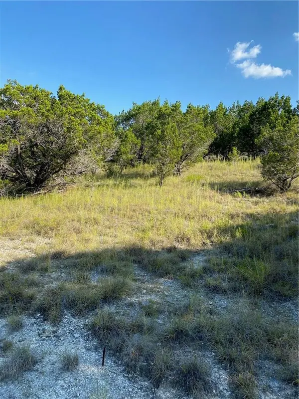 8711 Tepee CV, Lago Vista, TX 78645