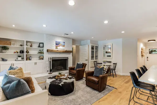 5007 Buckskin PASS, Austin, TX 78745