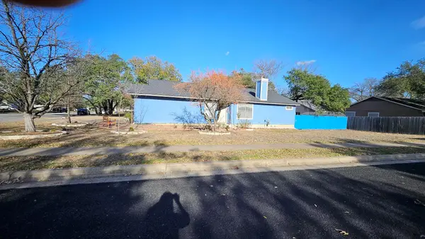 12701 Heinemann DR, Austin, TX 78727