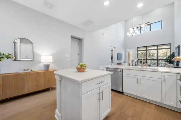 4323 Spicewood Springs RD #9, Austin, TX 78759