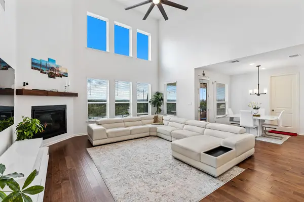 1282 Hazy Hills LOOP, Dripping Springs, TX 78620