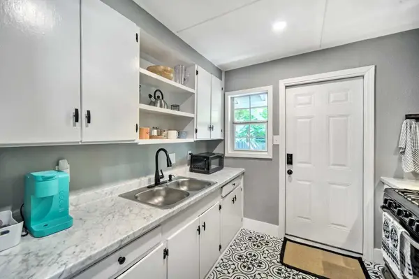 1026 Haynes ST #28, San Marcos, TX 78666