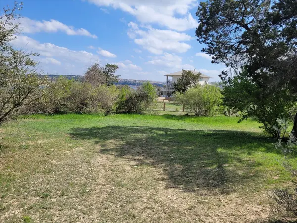 19910 Siesta Shores DR, Spicewood, TX 78669