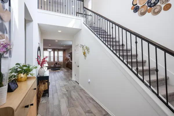 15207 Kookaburra PATH #104, Austin, TX 78728