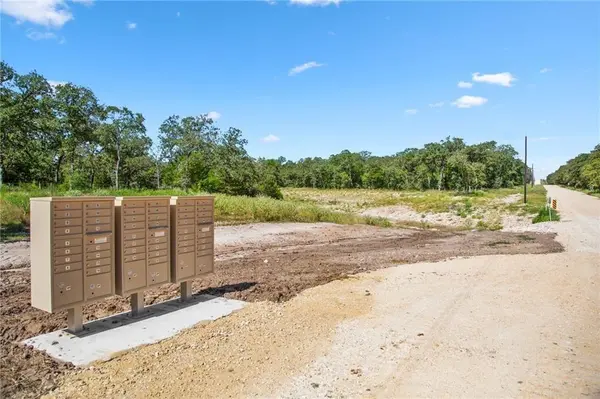 1136 Oak View LN #Lot 22, Thrall, TX 76578