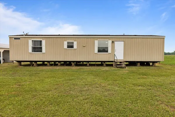 1436 Fm 2571, Smithville, TX 78957