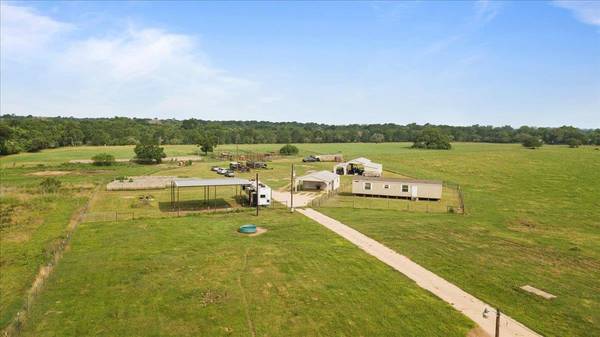 1436 Fm 2571, Smithville, TX 78957