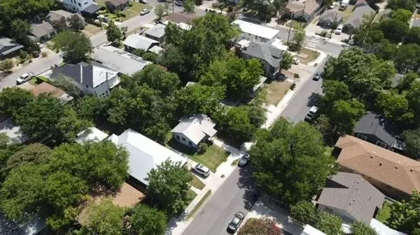 3009 E 18th 1/2 ST, Austin, TX 78702