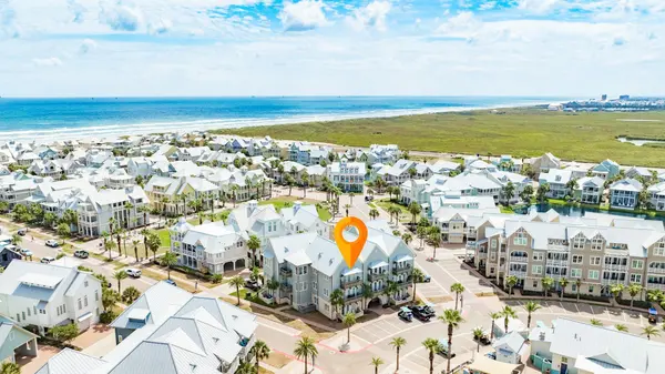 170 Social CIR #11, Port Aransas, TX 78373