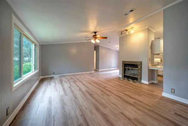 125 Queen Anne CIR, Canyon Lake, TX 78133