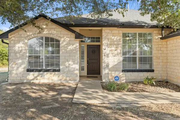 305 Plumbago DR, Pflugerville, TX 78660