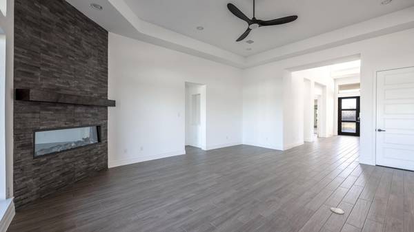 100 Rosetta LOOP, Liberty Hill, TX 78642
