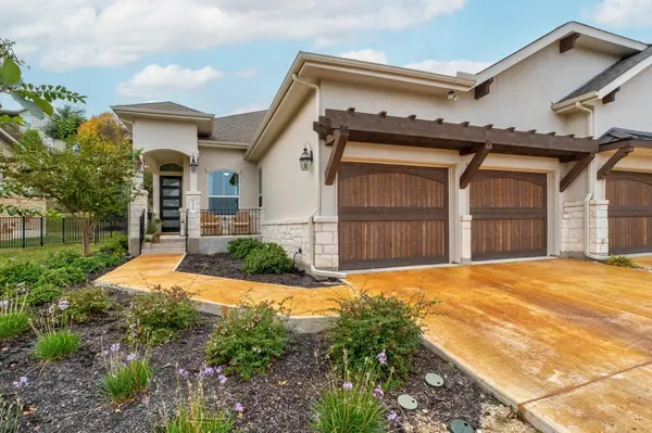 115 Beneteau DR #77, Austin, TX 78738