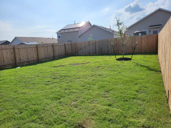 149 Tufted Duck PATH, Kyle, TX 78640