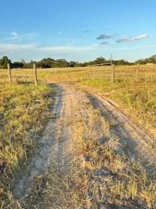 555 #C Paint Creek RD, Mcdade, TX 78650