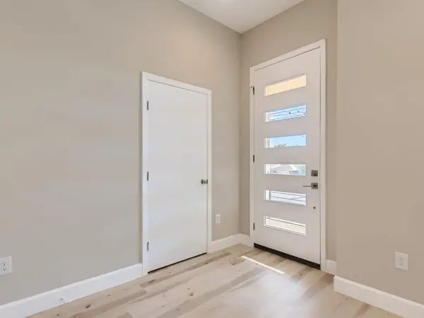 7204 Bennett Ave #A, Austin, TX 78752
