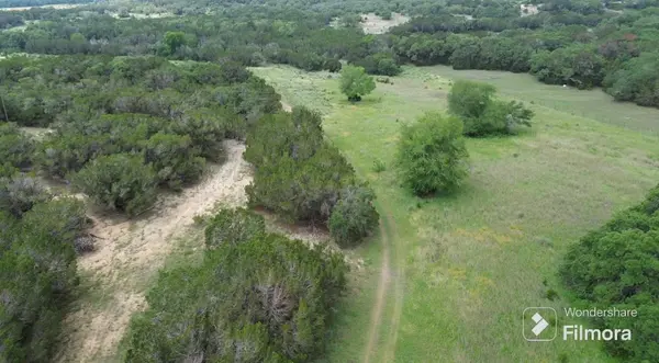 4697 Rocky RD, Blanco, TX 78606