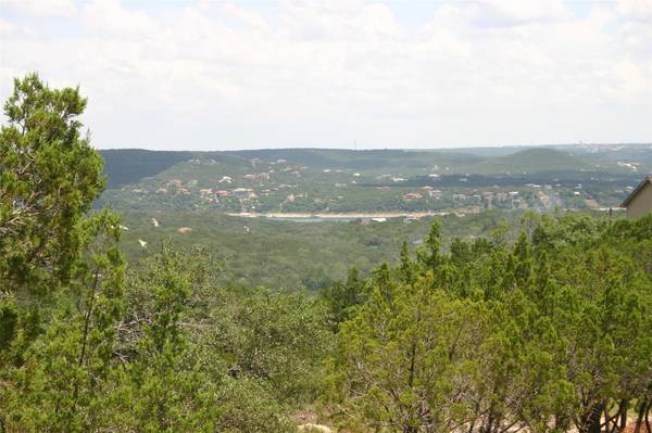 8403 Rock Cliff DR, Jonestown, TX 78645