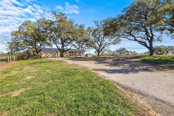 24503 Ranch Road 12 #D, Dripping Springs, TX 78620