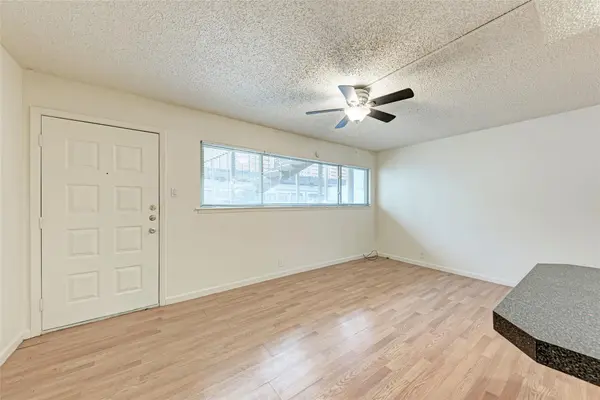 2404 Longview ST #101, Austin, TX 78705