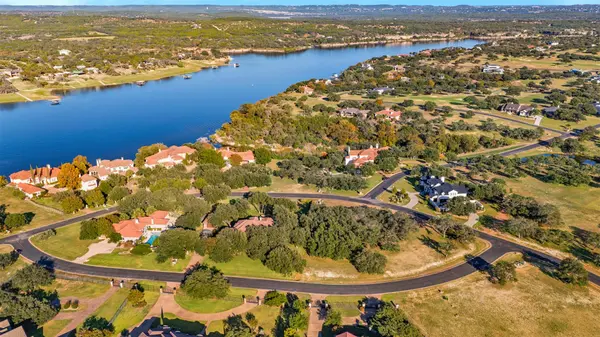 25700 Cliff Circle, Spicewood, TX 78657