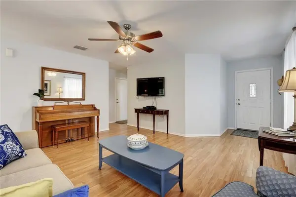 7617 Cayenne LN, Austin, TX 78741