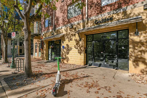 910 W 25th ST #607, Austin, TX 78705