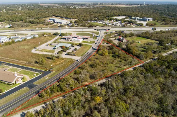 119 W State Highway 21, Cedar Creek, TX 78612