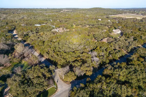 202,204,208 Thomas Oaks DR, Wimberley, TX 78676