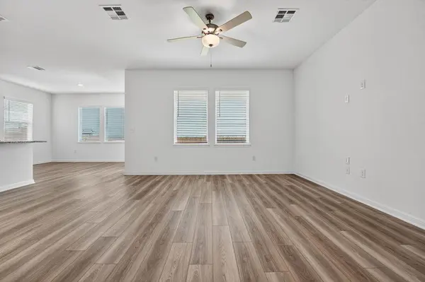 14114 Edna Maxine WALK, Del Valle, TX 78617