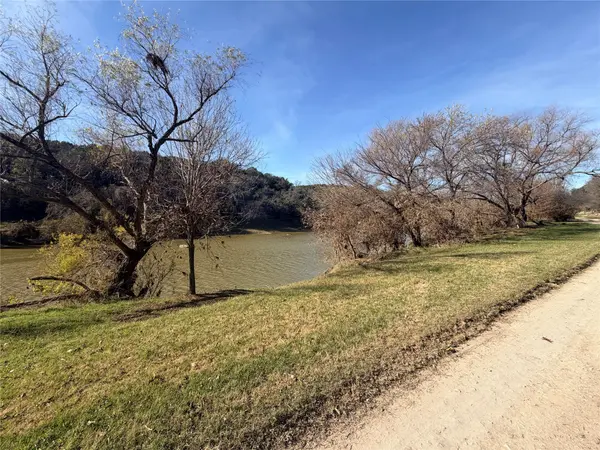 Lot 151 North River RD, Lampasas, TX 76550
