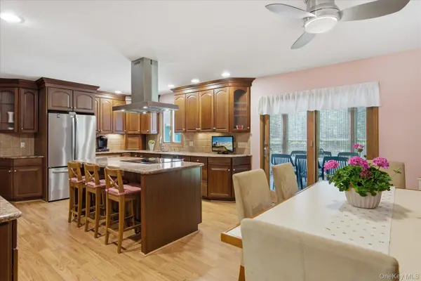 11 Mimosa PL, Shelter Island, NY 11964