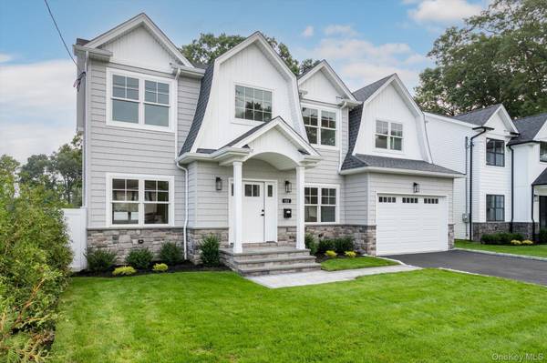 111 Jackson AVE, Massapequa Park, NY 11762
