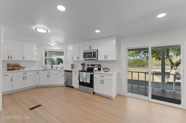 23865 W Coleman DR, Congress, AZ 85332