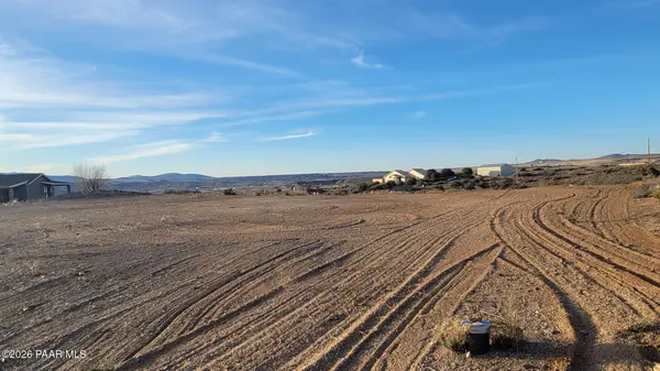 14393 E White DR, Dewey-humboldt, AZ 86327