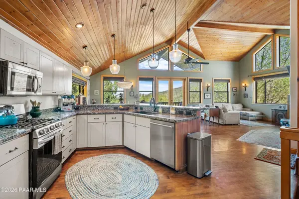 695 E Robinson DR, Prescott, AZ 86303