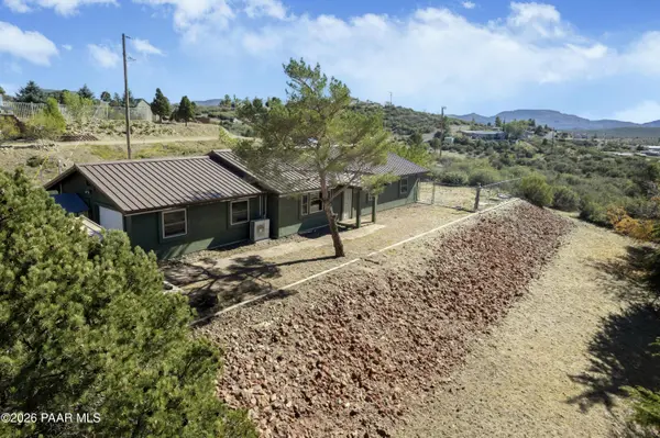 18059 S Country Club DR, Peeples Valley, AZ 86332